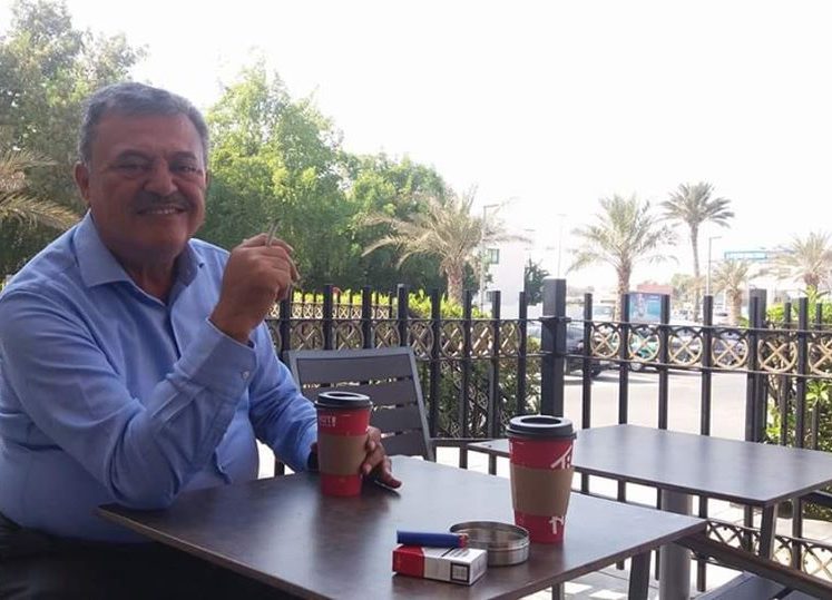 قمر واثق من حسنه.. بقلم أحمد خضر