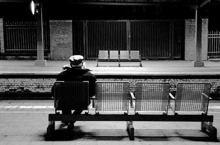 ثنائيات منتهى عمران بين رجلين.. بقلم: د. سلمان كاصد