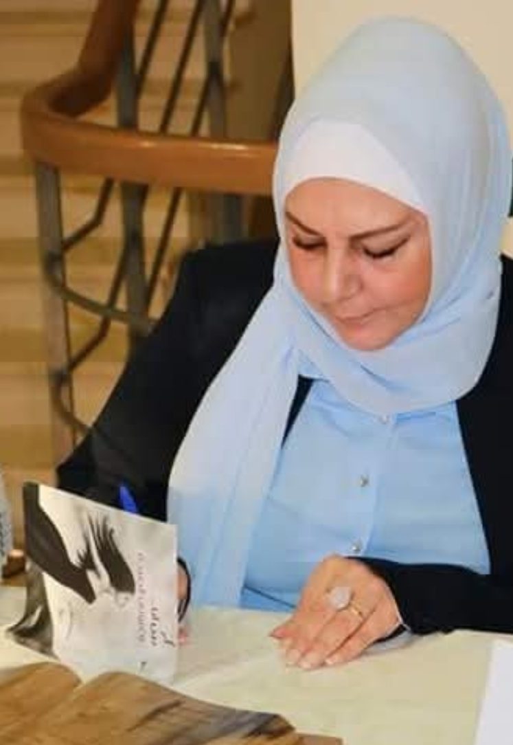 على طريق الزمن    بقلم: سمية تكجي