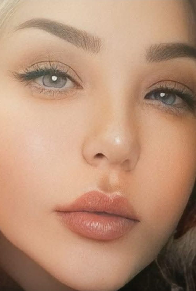 ولادة من دم الأساطير     شعر: ميريام حيدر