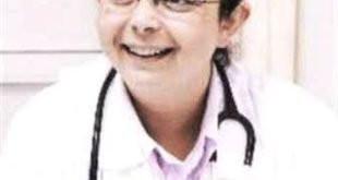 قراءة وجدانية في ديوان همس الرحيل للدكتورة والشاعرة غنوة الدقدوقي.  تبدع الدكتورة غنوة في الصور البلاغية،  حيث تجد المجاز موجزًا بين السطور، والموسيقى انسيابيةً هادئة بقلم: عصام الخطيب