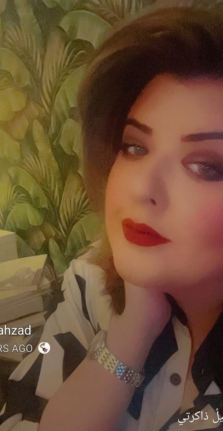 أقنعة    شعر: ساره بهزاد